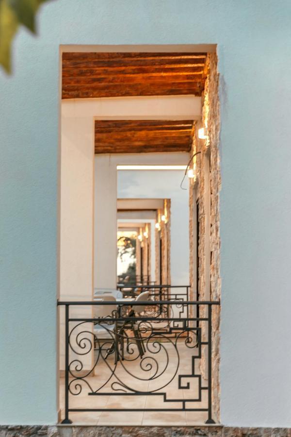 Kaom Lux Apartment Добра вода Екстериор снимка