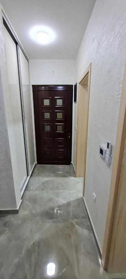 Kaom Lux Apartment Добра вода Екстериор снимка
